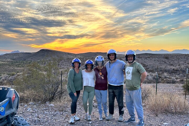Tour guidé en ATV ou UTV au coucher du soleil pour 2 personnes hors route à Scottsdale