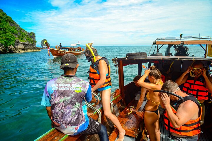 Koh Lanta 4 Islands av Private Longtail Boat med Emerald Cave