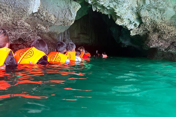 Koh Lanta 4 Islands av Private Longtail Boat med Emerald Cave