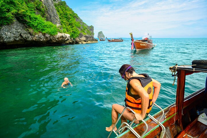Koh Lanta 4 Islands av Private Longtail Boat med Emerald Cave