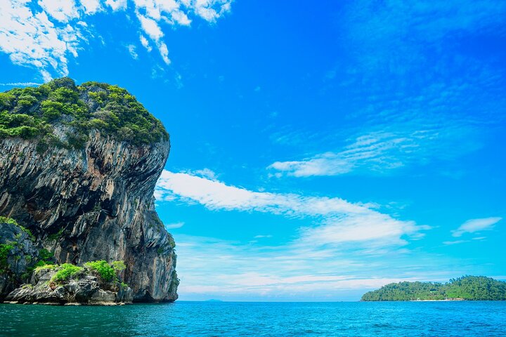 Koh Lanta 4 Islands av Private Longtail Boat med Emerald Cave