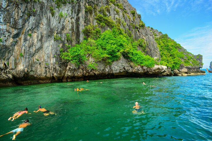 Koh Lanta 4 Islands av Private Longtail Boat med Emerald Cave
