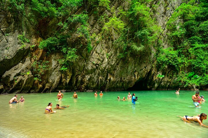 Koh Lanta 4 Islands av Private Longtail Boat med Emerald Cave