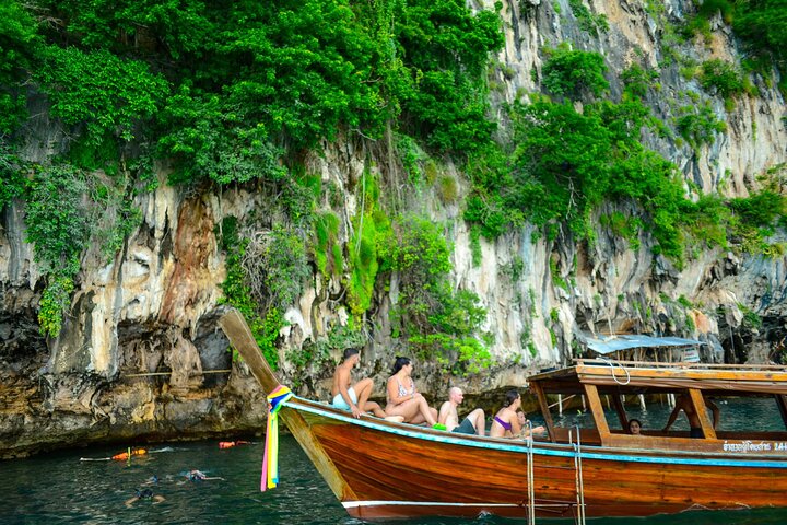 Koh Lanta 4 Islands av Private Longtail Boat med Emerald Cave