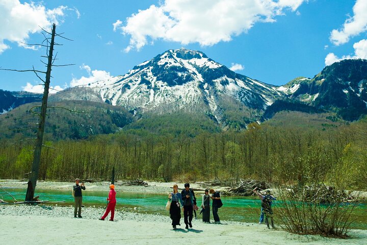 Kamikochi & Castello di Matsumoto: Una perfetta giornata Natura & Patrimonio