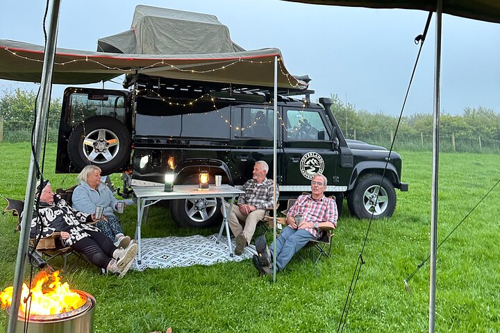 Lej Land Rover Defender Camper til at besøge Northumberland og videre