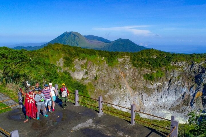 Mount Lokon & Mahawu Trekking – Privat tur med frokost