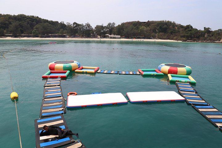 Viagem a Koh Larn a partir de Pattaya com Snorkeling Jetski Parasailing