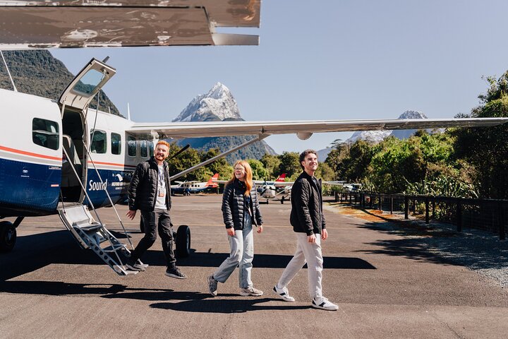 Milford Sound Cruise met retourvlucht Vluchten vanuit Queenstown