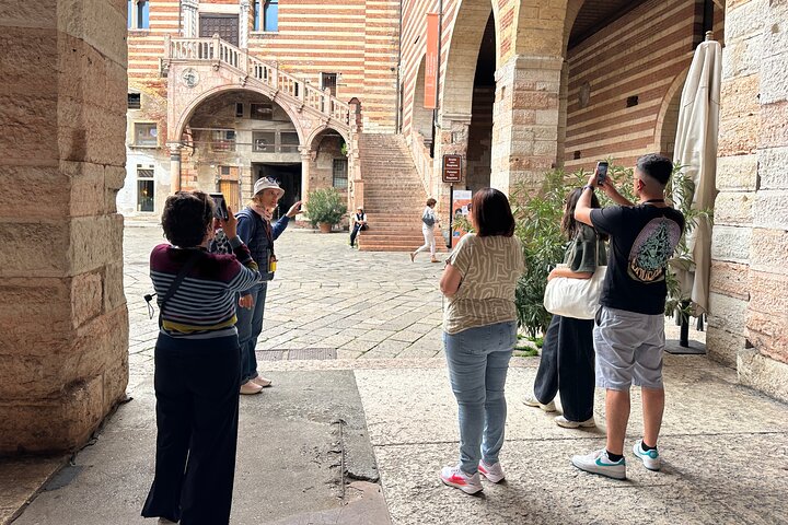 Verona må-se steder: Guidet gåtur i byen med lokale eksperter