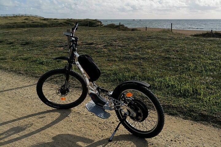 Descubrimiento del scooter eléctrico y la fat bike en Erdeven