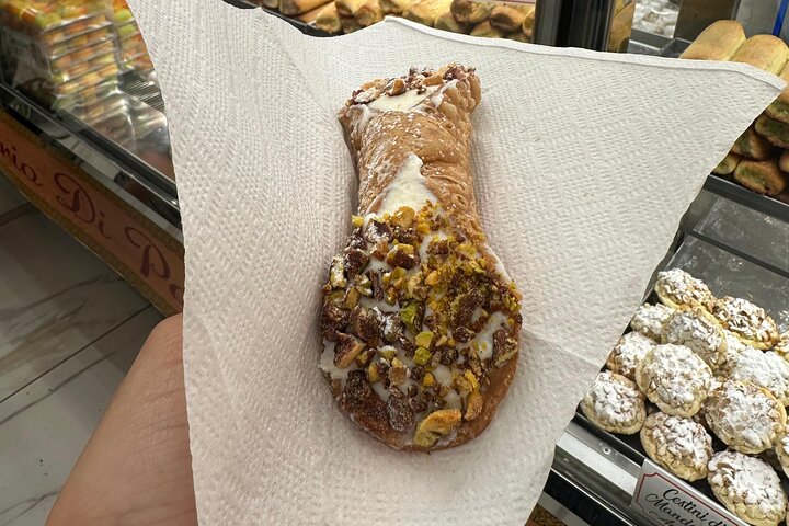Taormina: Sizilianische Street Food & Wine Tour von Do Eat Better