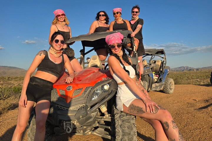 Tour guidé en ATV ou UTV au coucher du soleil pour 2 personnes hors route à Scottsdale