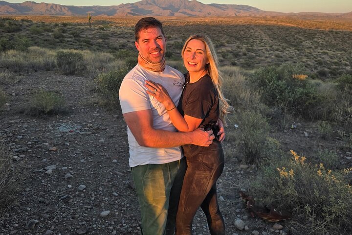 Tour guidé en ATV ou UTV au coucher du soleil pour 2 personnes hors route à Scottsdale