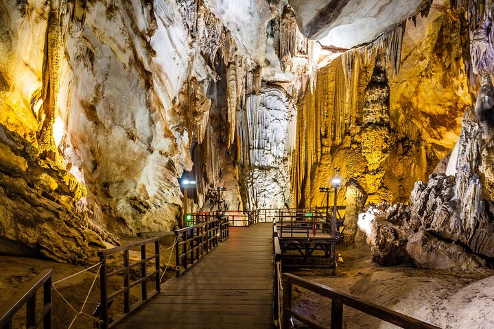 Phong Nha Cave & Paradise Cave ganztägige Erkundung ab Hue