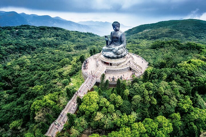 Best Seller : Teleférico VIP Lantau Tai O Tour Priority, Gran Buda