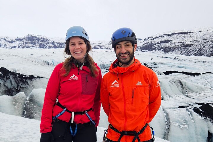 Sólheimajökull Glacier Hike – Aventura em um pequeno grupo
