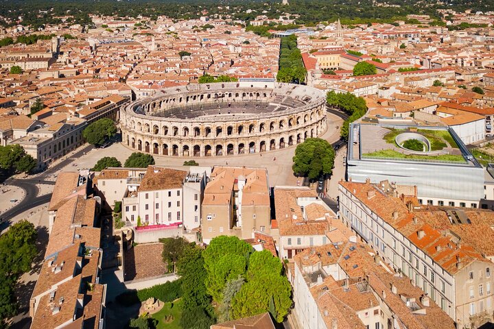 Bästa introduktionen till Nîmes på 2 timmar med en lokal
