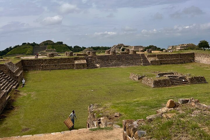 Monte Albán i 3 timer, Barro Negro og Alebrijes med inngang inkludert