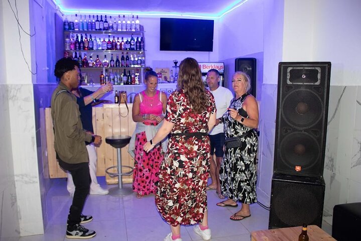 Boa Vista: Cultural Pub Crawl - fiesta con los lugareños