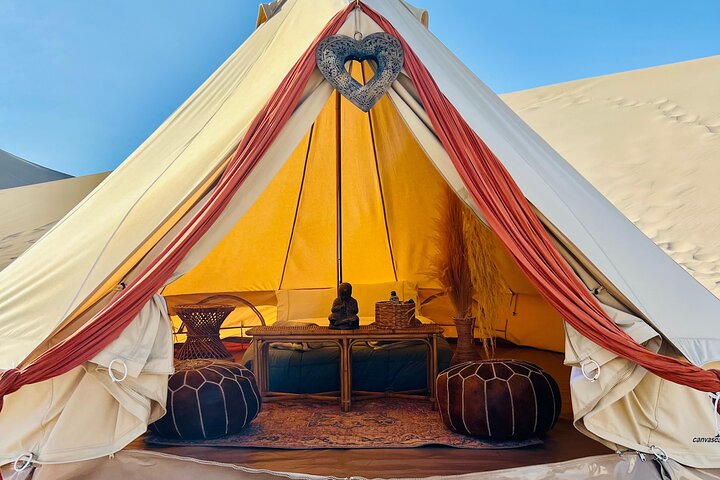 Duna Camp Desert Glamping i Huacachina med buggy och sandboarding