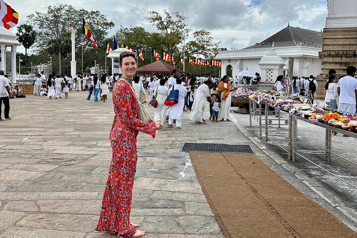 Tour Privado de Patrimônio de Anuradhapura - Tudo Incluído