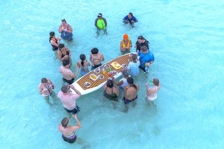 Katamaran Schnorchelabenteuer nach El Cielo und zum Money Bar Beach