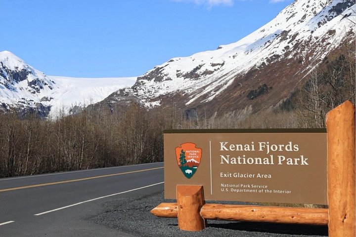 Tour privado en crucero por Seward con parque nacional y AWCC