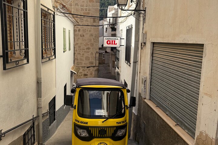 Rutas en Tuk Tuk por Alcalá del Júcar