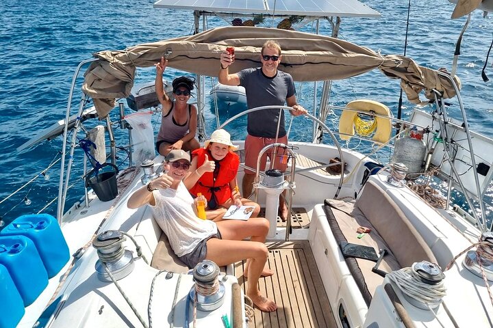 Tour di un giorno alle Isole San Blas in barca a vela