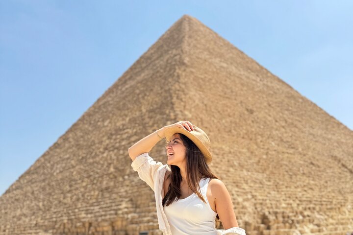 Visite privée VIP des pyramides de Gizeh et Sphinx au départ du port d'Alexandrie