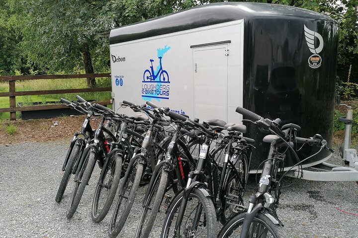 Inis Cealtra Tour Giro in eBike e Gita in Barca all'Isola Santa