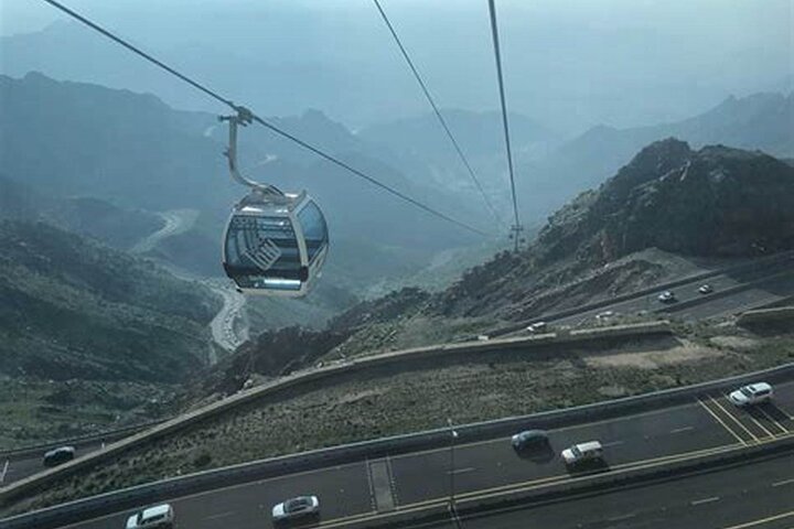 Descubre las granjas de rosas de Taif Panoramic Peaks y el histórico Al-Balad