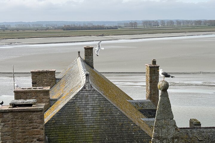Een begeleide wandeltocht van 2 uur door het dorp Mont Saint Michel.
