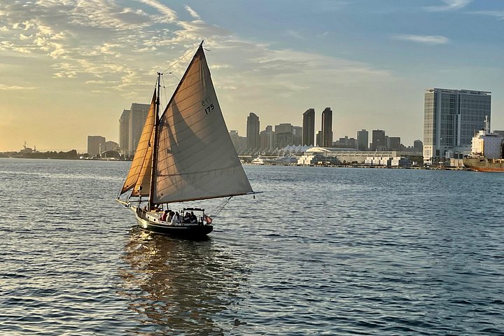 San Diego Segeln Sonnenuntergang und Nachmittag Klassische Yacht
