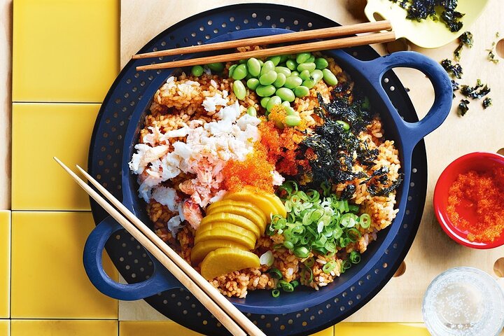 Chiyo Japansk och Koreansk restaurangmiddag med kattdansshow