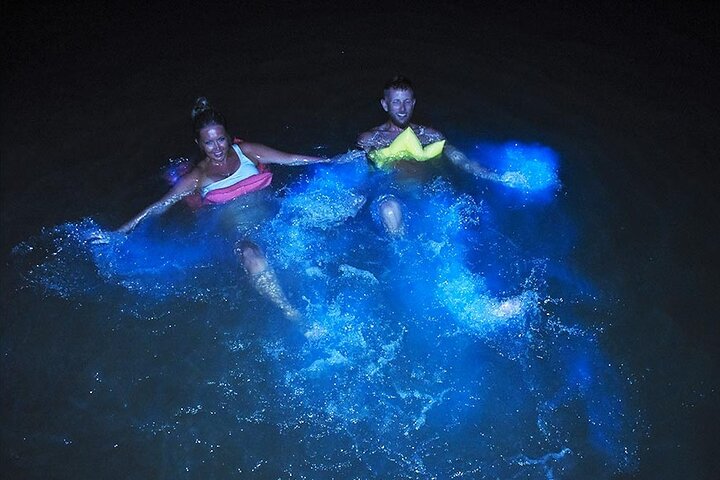 Visite nocturne du lagon lumineux depuis ocho rios avec transport