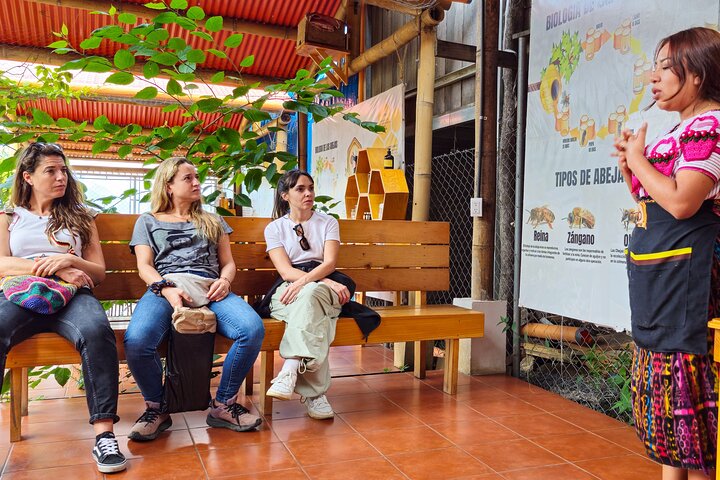 Desde Panajachel Navega y Descubre Pueblos del Lago de Atitlán