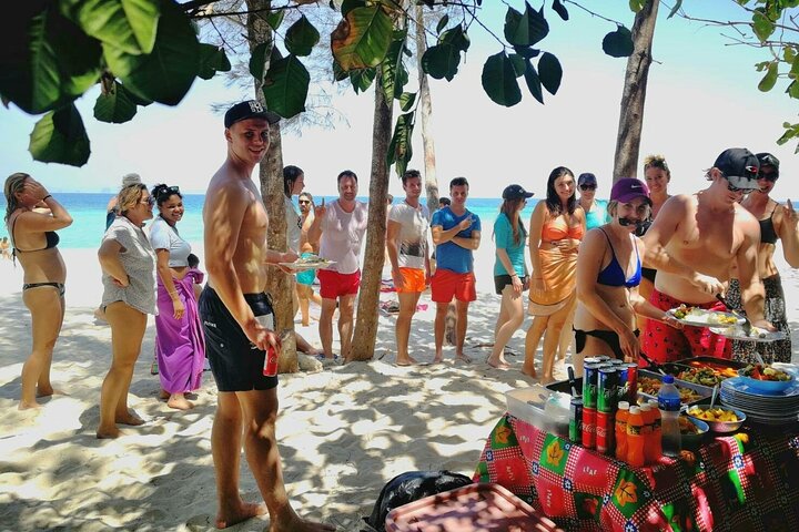 Phi Phi Early Bird & 4 Islands - Tagestour mit dem Schnellboot von Krabi