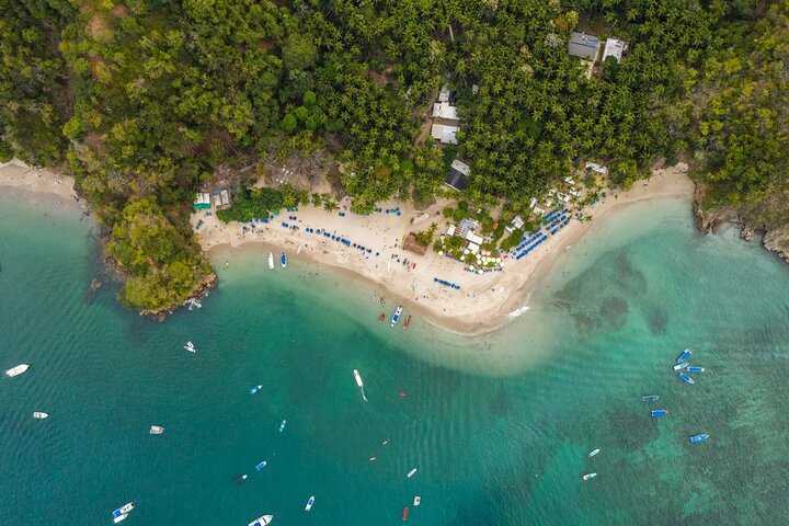 Tortuga Island, från Puntarenas, snorkling och lunch ingår!