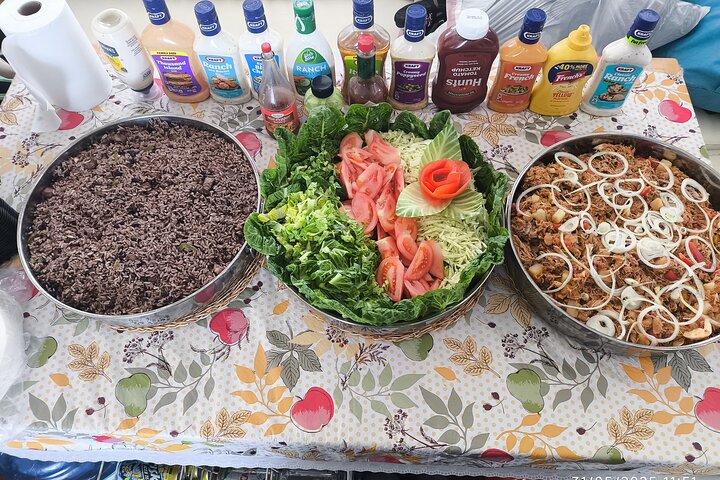 Nassau 3-stops: Snorkeling, Swimming Pigs, Turtles & Lunch