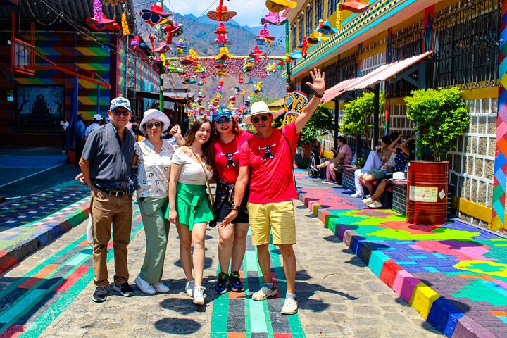 Desde Panajachel Navega y Descubre Pueblos del Lago de Atitlán