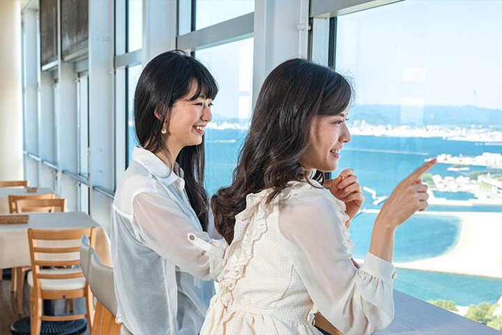 De Fukuoka Kyushu Itoshima Hidden Gems Day Tour