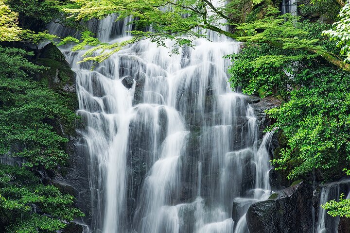 De Fukuoka Kyushu Itoshima Hidden Gems Day Tour