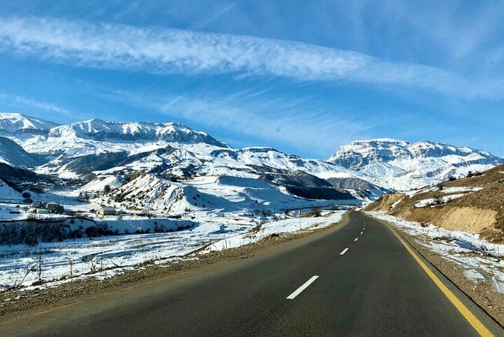 Baku Guba Shahdag resort e Candy Cane mountain excursão de um dia