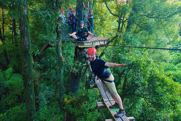 Hoteller i nærheden af Rotorua Canopy Tours: 2.5Hour Native Forest Zipline Adventure