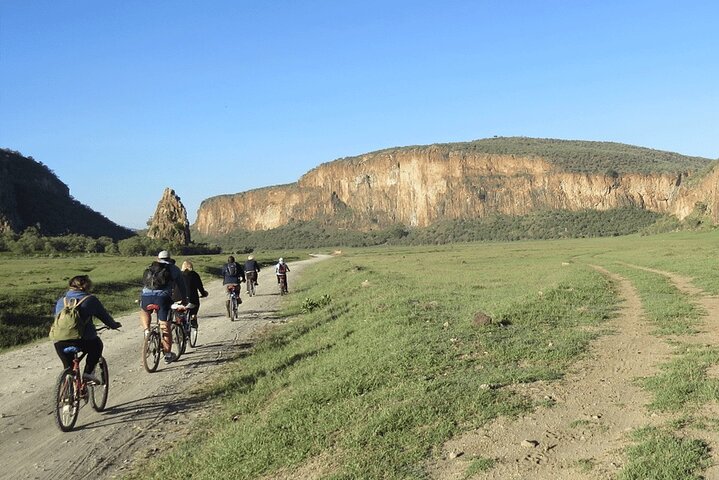 Excursion d'une journée à Hell's Gate et au lac Naivasha en bateau au départ de Nairobi