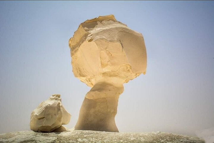 2 - Dag Bahariya Oasis Witte en Zwarte Overnachting Camping Jeep Tour