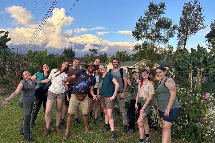 Tour del Kilimanjaro : Café, Cascada, Cuevas, almuerzo (Todo Incluido)