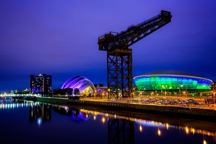 Edinburgh : Privé dagtour door Glasgow in luxe minibusje